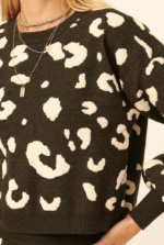 Pullover Sweater Black Leopard Print - Image 3